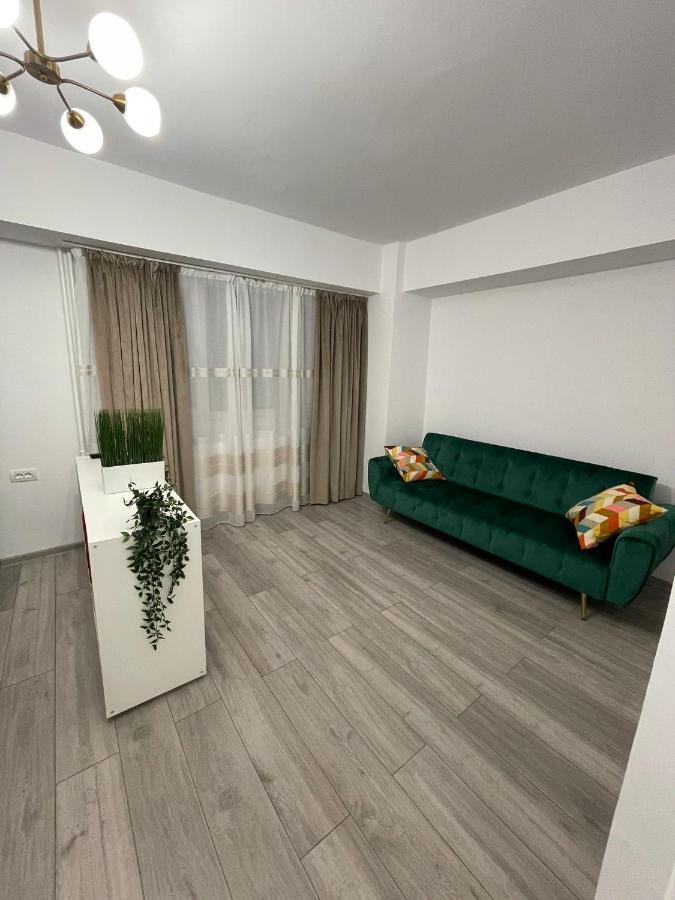 Garsoniera Spatioasa Mega Mall Bucureşti Ngoại thất bức ảnh